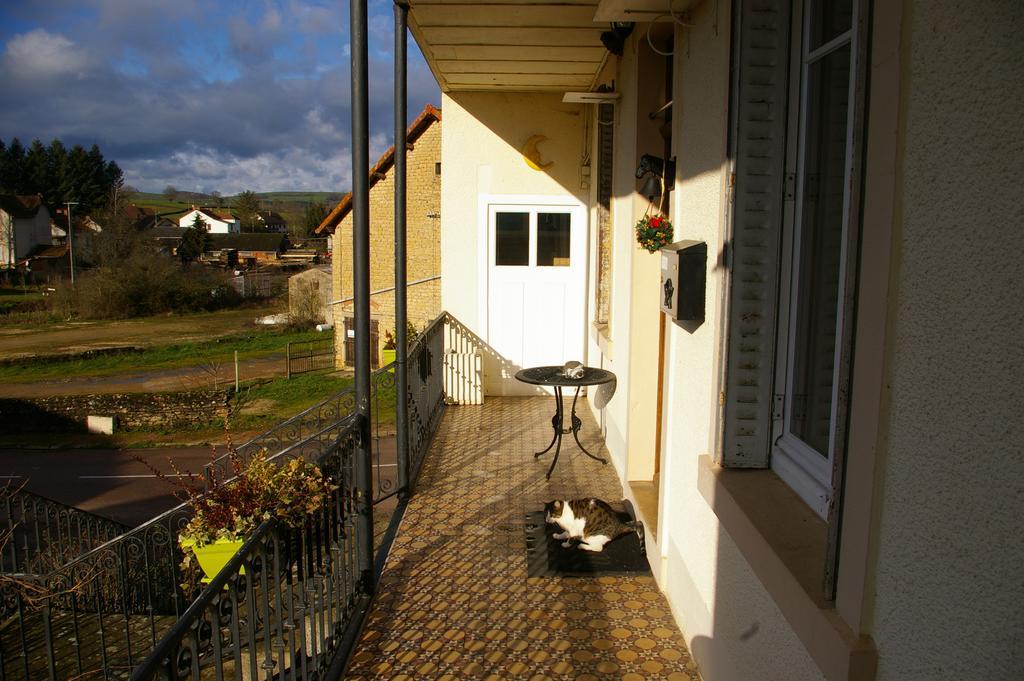 Chambres Au Logis Des Acacias Le Puley Ngoại thất bức ảnh